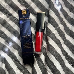 Estée Lauder liquid lip